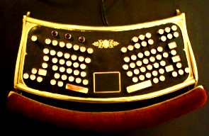 Aţi da pe o tastatură 2.000 de dolari?