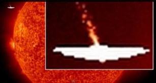 Zeii Anunnaki s-au întors şi vizitează Pământul!? Un investigator OZN crede că un obiect misterios surprins de nava SOHO seamănă cu un zeu înaripat Anunnaki!
