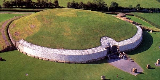 Newgrange 2