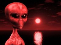 7 adevăruri şocante ale unui cercetător din domeniul paranormalului: Noi suntem proprietatea unei rase extraterestre, care ne ţine în viaţă pentru energia ce le-o oferim! Cei mai mari duşmani se deghizează printre noi!