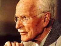 Marele psiholog şi psihiatru Carl Jung: "Psihicul (sufletul) îşi continuă existenţa dincolo de moarte, nefiind supus legilor spaţiului şi timpului"! Aşadar, moartea nu e sfârşitul!
