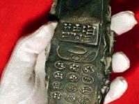 Un artefact vechi de 800 de ani, ce seamănă cu un "telefon mobil", a fost descoperit în Austria! Ce naiba o mai fi!?
