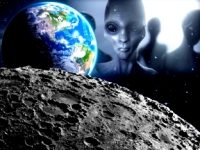 O ipoteză halucinantă: Luna a fost adusă de extratereştri, dintr-un sistem solar îndepărtat lângă Pământ, în urmă cu 11.000 de ani! Ruşii şi americanii şi-au făcut cruce ce-au găsit iniţial pe Lună...