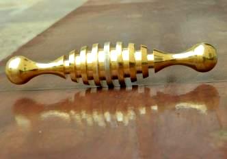 Un obiect de 8,5 kg din aur, găsit într-un cimitir din Ierusalim, îi lasă stupefiaţi pe oamenii de ştiinţă. E vreun mecanism provenit din alt timp şi spaţiu?