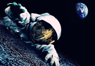 Rusia recrutează cosmonauţi pentru o misiune secretă pe Lună