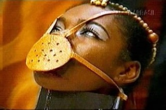 Incredibila legendă a sclavei Anastacia, femeia care a fost obligată să poarte o mască de fier toată viaţă