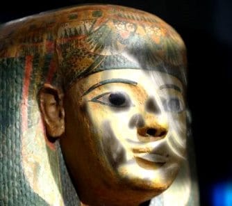 Masca preotesei egiptene a lui Amon-Ra aduce moartea - povestea autentică a unui blestem şi a unei profeţii teribile