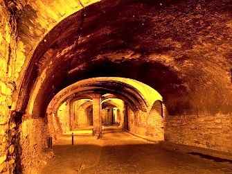 Misterioasele şi giganticele tuneluri de sub Munţii Anzi au fost construite de către civilizaţii necunoscute, cu ajutorul unor tehnologii mai avansate decât cele de astăzi
