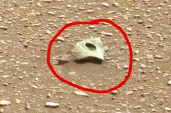 Obiectul fotografiat de NASA pe Marte dovedeşte existenţa pe această planetă a unei civilizaţii antice dispărute?