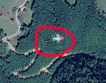 Încă un "avion hologramă", cu o umbră bizară, apare pe Google Maps, deasupra României. Ce se mai întâmplă de data aceasta?