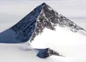 Chiar există piramide artificiale construite de o civilizaţie necunoscută în Antarctica?