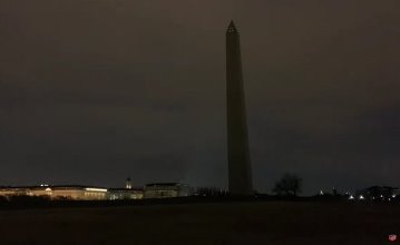 Întuneric în Washington D.C.: celebrul monument Washington a rămas fără lumină duminică seară, şi nimeni nu ştie de ce