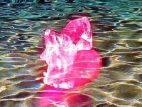 Apa energizată cu ajutorul cristalelor – pentru purificarea aurei şi trezirea forţelor spirituale