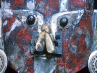 O mască funerară din Peru, veche de 1.000 de ani, ascunde un secret "sângeros" - spune un nou studiu ştiinţific
