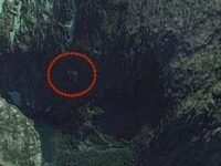 A fost surprins de Google Earth un uriaş Nephilim în munţii izolaţi din Patagonia? Sau totul e doar o pareidolie...