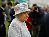 Doi utilizatori de pe Internet au previzionat moartea reginei Elisabeta a II-a în anul 2022. Cum au reuşit!?