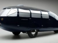 Mașina futuristă Dymaxion din anii '30: putea ea să călătorească pe uscat, în apă şi în aer?