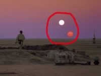 De unde ştiau creatorii lui "Star Wars" secretele unei exoplanete aflate la 245 de ani-lumină distanţă? Dublul apus de soare văzut de pe planeta fictivă Tatooine...