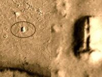 Ascund aceste deschizături o bază secretă aflată pe Marte? Iată ce a fotografiat o sondă spaţială NASA...