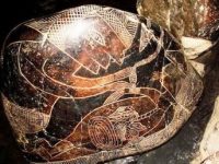 Misterioasele pietre Ica din Peru demonstrează că oamenii, în urmă cu 10.000 - 50.000 de ani, făceau transplanturi de creier, foloseau telescoape şi co-existau cu dinozaurii!?