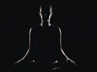 Meditaţia în întuneric: pentru a scăpa de frica de întuneric şi de necunoscut!