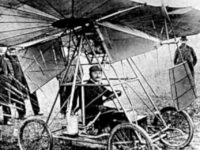 Academia Ştiinţifică din Paris către Traian Vuia, inventatorul avionului cu motor: "Numai o minte bolnavă poate concepe un aparat de zbor mai greu decât aerul!" (1903)