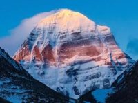 Misterele muntelui Kailash, din apropiere de Himalaya: ce-a găsit acolo NASA?