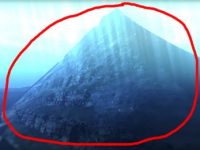 Această piramidă subacvatică a fost construită în China înainte de Marele Potop?