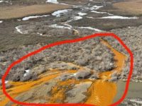 De ce râurile din Alaska devin portocalii de mai mulţi ani?
