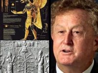 Doar o teorie nebunească? "Toți oamenii aveau părul negru și ochii negri până în jurul anului 2000 î.Hr. Apoi, totul s-a schimbat după ce oamenii s-au încrucişat cu extratereştrii..."