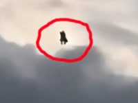 Un videoclip misterios ne prezintă o "vrăjitoare" în Franţa!??
