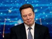 Elon Musk spune că în viitorul apropiat nu vom mai munci deloc, datorită roboţilor şi Inteligenţei Artificiale Elon Musk spune că în viitorul apropiat nu vom mai munci deloc, datorită roboţilor şi Inteligenţei Artificiale