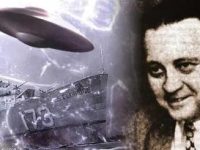 Acest om - Morris K. Jessup - a scris o carte în care dezvăluia secretele OZN-urilor, antigravitaţiei şi "Experimentului Philadelphia". Dar apoi, a fost găsit mort în propria maşină... Acest om - Morris K. Jessup - a scris o carte în care dezvăluia secretele OZN-urilor, antigravitaţiei şi "Experimentului Philadelphia". Dar apoi, a fost găsit mort în propria maşină...