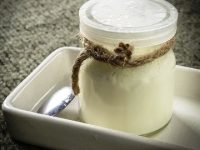 Iaurtul natural creşte semnificativ durata de viaţă şi este plin de probiotice care luptă împotriva inflamaţiei şi a bolilor majore