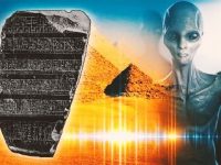 "Piatra Palermo" - un străvechi artefact egiptean - ne vorbeşte despre "zei" care au condus Egiptul. Dovada existenţei extratereştrilor încă din vechime? "Piatra Palermo" - un străvechi artefact egiptean - ne vorbeşte despre "zei" care au condus Egiptul. Dovada existenţei extratereştrilor încă din vechime?