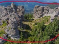 Pelasgii au sculptat în vechime statui imense în Munţii Călimani? Cei "12 Apostoli"... Pelasgii au sculptat în vechime statui imense în Munţii Călimani? Cei "12 Apostoli"...