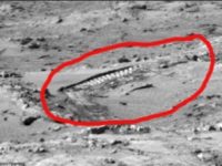 Urme lăsate de un vehicul extraterestru au fost fotografiate de NASA în 2025? Urme lăsate de un vehicul extraterestru au fost fotografiate de NASA în 2025?